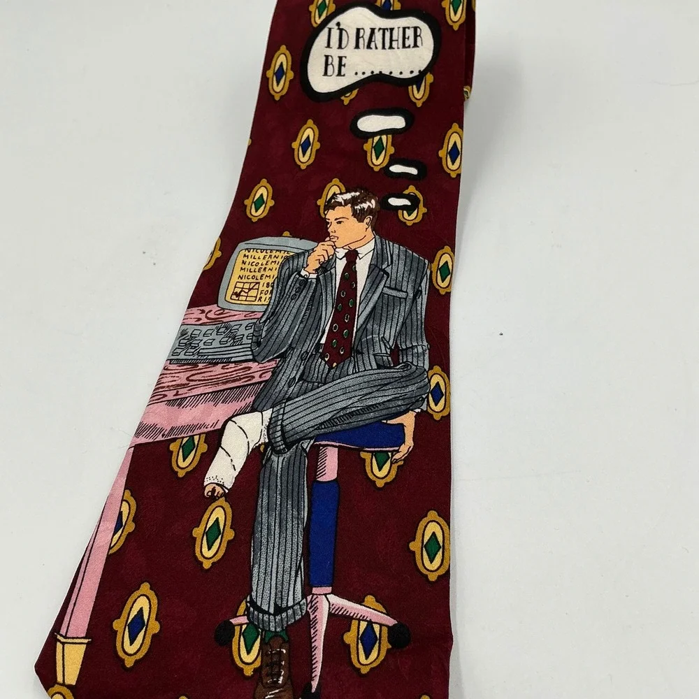 Nicole Miller Mens Burgundy Silk Tie I'd Rather Be Skiing Office Humor‎